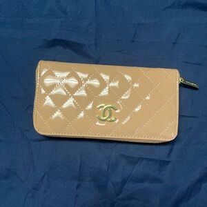 Tan/ light brown Chanel wallet